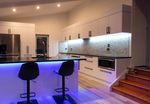 oswietlenie w meblach